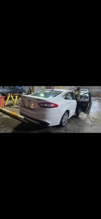 مرحبا   للمراوس ب موستنغ او كمارو السياره موديل 2013  تيتانيوم ومواصفا...