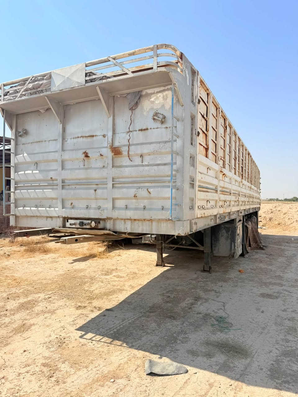 للبيع عربانه حداديه 4دناكير (14) 3الماني 1 صيني    السعر 125 او بيه مجال
***********
***********
