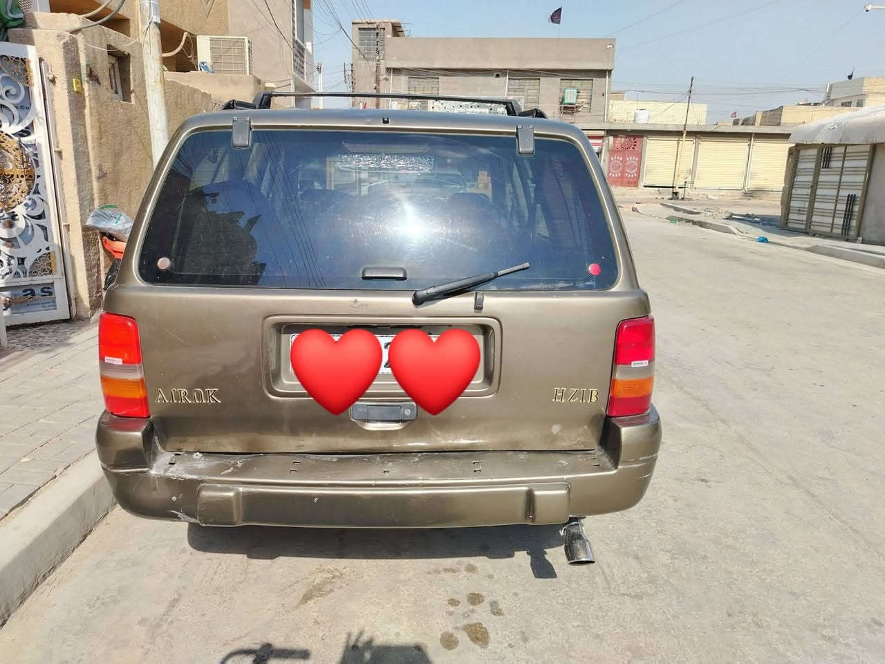 السلام عليكم سيارة َ مو  ديل٩٨ كراند؛شيروكي كيرومحرَك بطة رقم بغداد باسمي@نظيفة كله شغالة َماعدة التبريد***********السعر45وبيهة ََمجال

