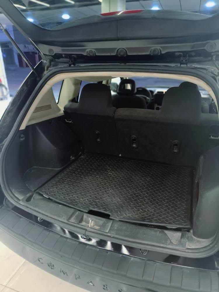 جێب کۆمپاس ٢٠٠٨ ⚡ Jeep Compass 2008

گێڕ ئۆتۆماتیک و گێڕ عادی، مەکینە ٢.٤ مەرغوب
پاک و خاوێن و بێ کێشەیە تەنها یەک پارچە بۆیاخ لەسەر جوانی، یەک پارچە کاڵبوونەوەی هەیە

شوێن؛ ڕانیە
نرخی ٨٣ وەرەقە و مامەڵە
ژمارە تەلەفۆن؛
***********
*********** رانية, السليمانية
