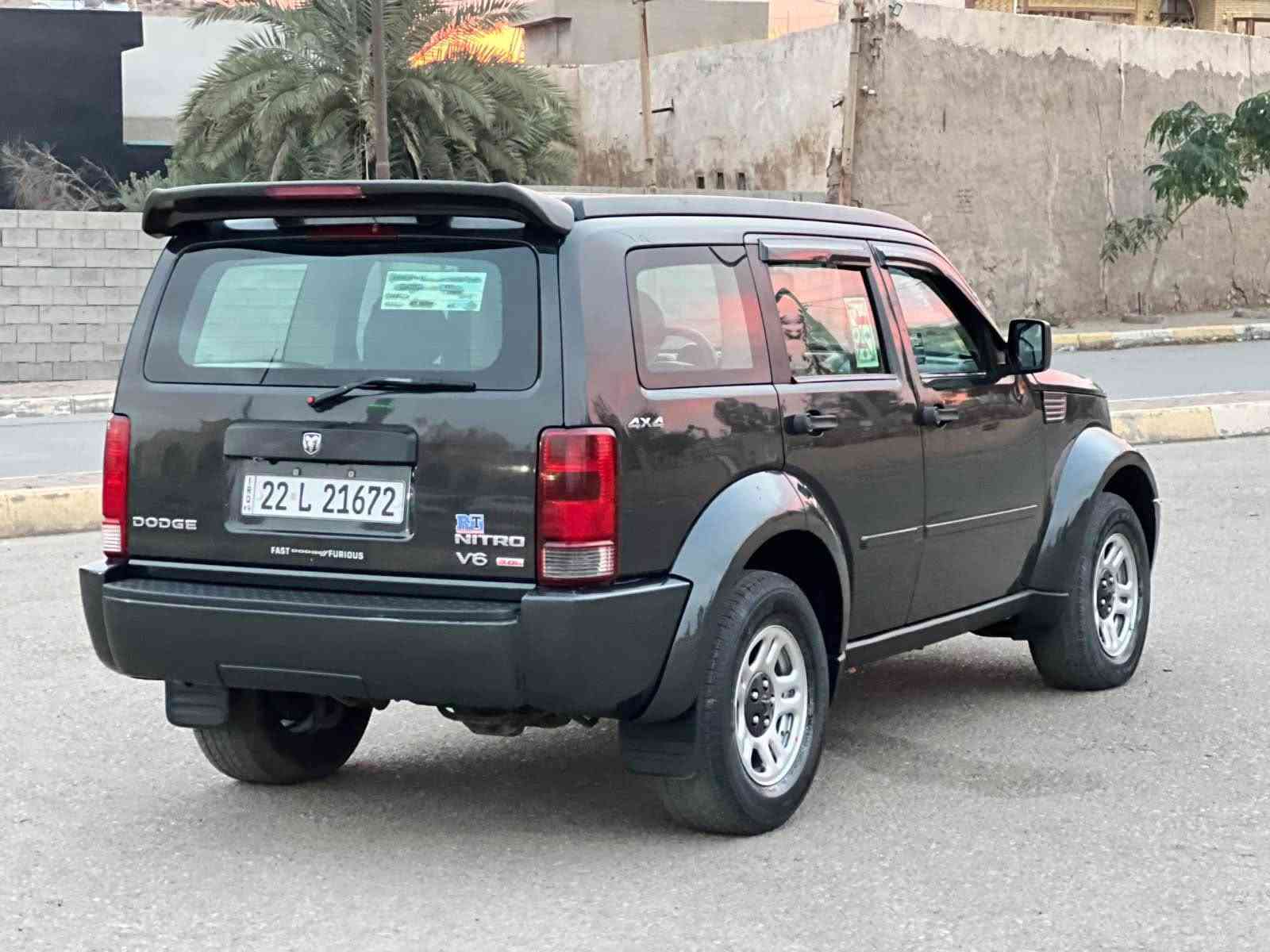 دودج نيترو • ٢٠١١ • ٦ سلندر ٣٧٠٠