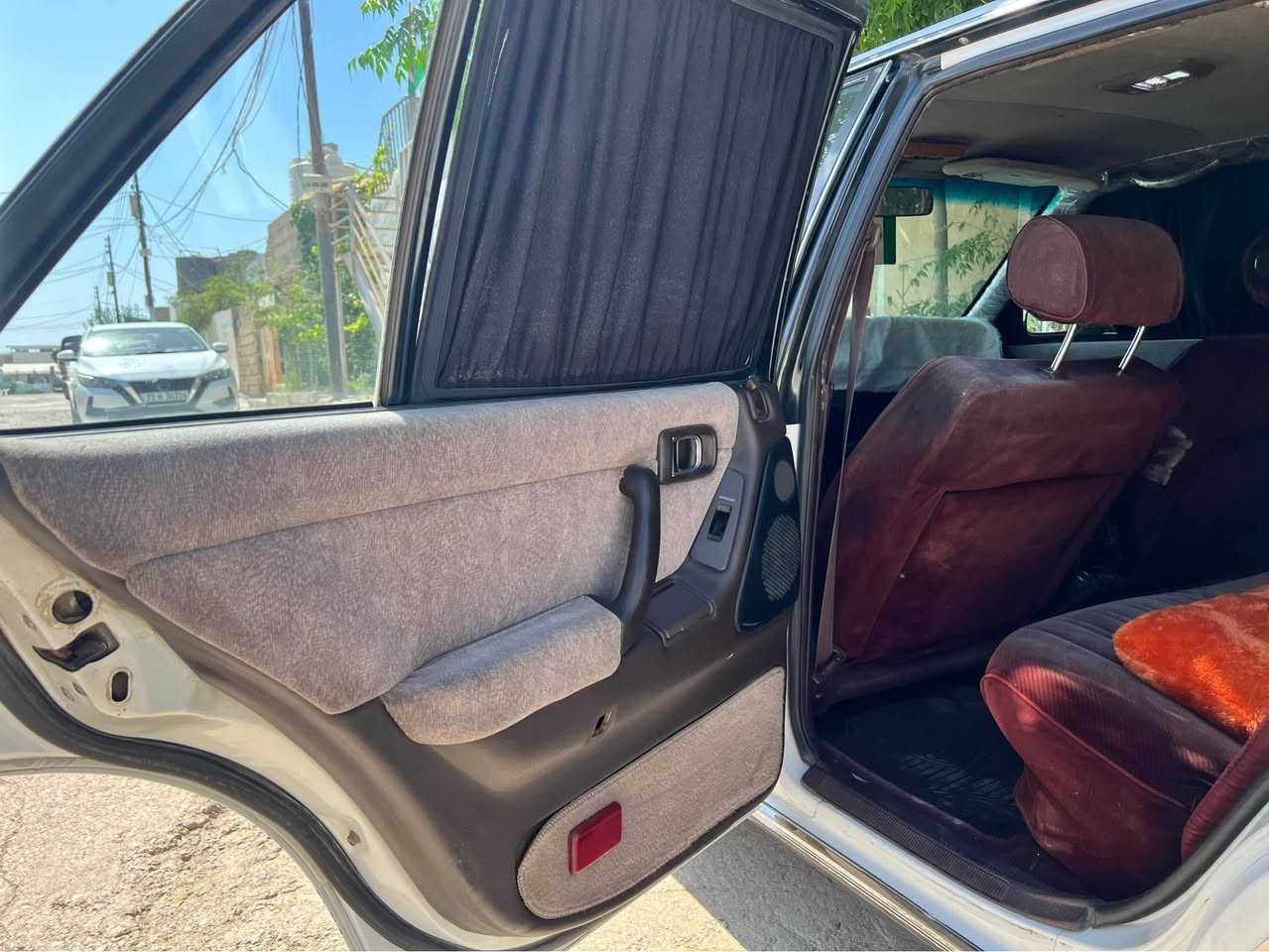 بەناوی خودا سۆپەر سیدان ١٩٩١ 
ئەکسلی ٣پارچە مەکینەی ٣٠٠٠ ڤیڤیتی گێر تۆماتیک
تەبرید لەسەر سیوچ ٣ پارچەی بۆیاخە لەسەر ساخی
بێدەعمو لێدراو سەنەوی تا ٣٠ تازەیە
‏*********** السليمانية, العراق
