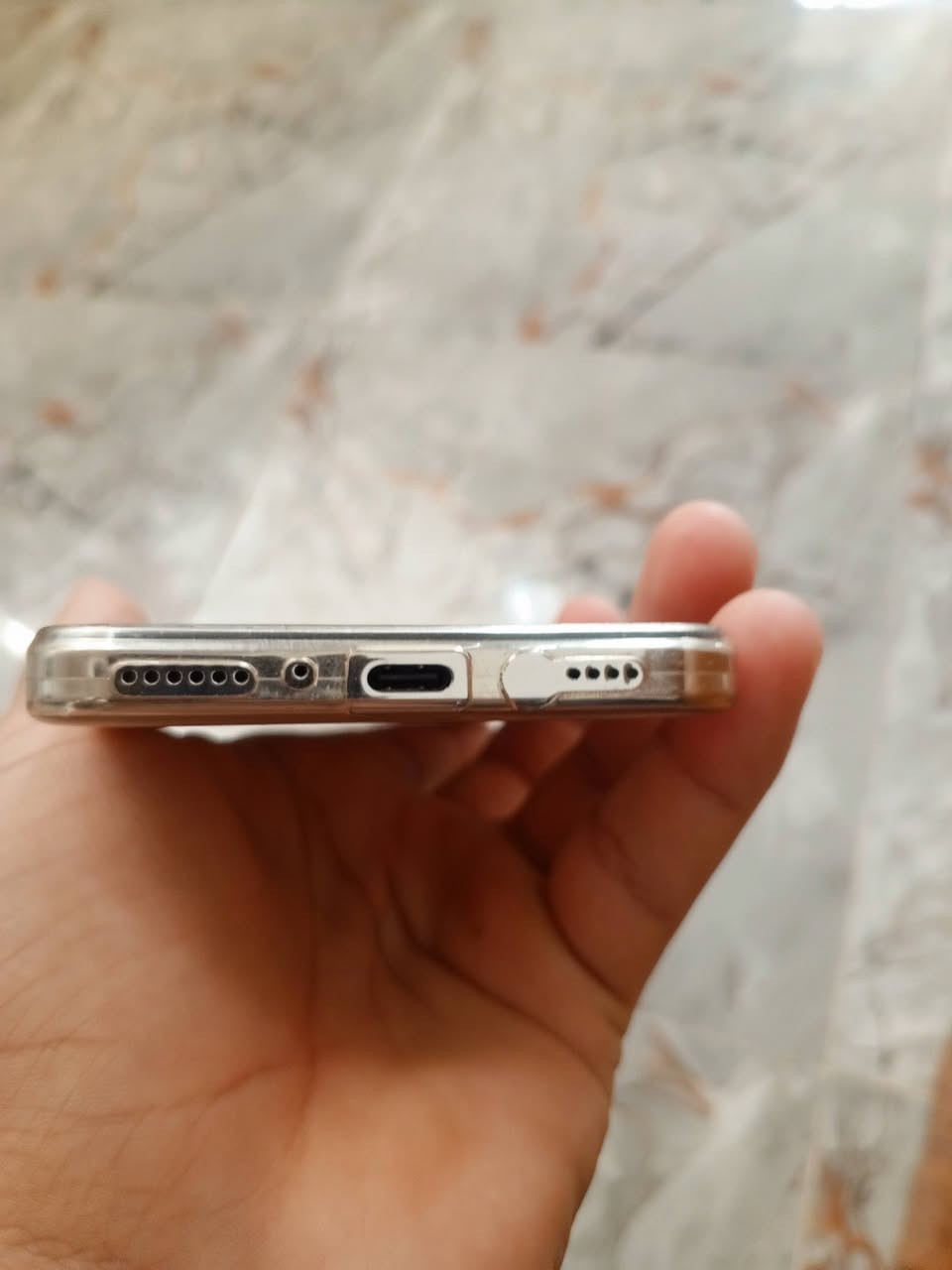 سلام عليكم
جهاز للبيع 10pro LX 
ذاكره 1024 
عشوائيه 24
اصدار اندرويد 15 
دبل سيم كارت ورام 
سعره 130 وبي مجال 
تواصل ***********
العنوان كربلاء
