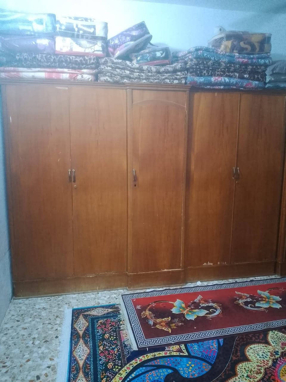سلام عليكم شباب كنتور ابو خمس بوب سعره 200 وابو بابين سعره 100  الاستفسار على الرقم التالي *********** وبيهن مجال قليل ♥
