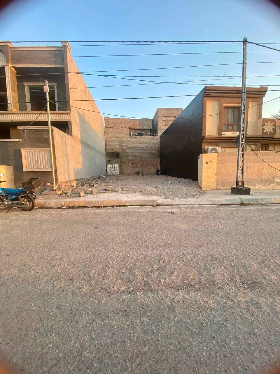 السلام عليكم
قطعة ارض للبيع طابو صرف تحويل مباشر مساحة 153م
العنوان حي الوحدة فرع الحشد مقابل جامع رياض الصالحين فول خدمات للاستفسار ***********
