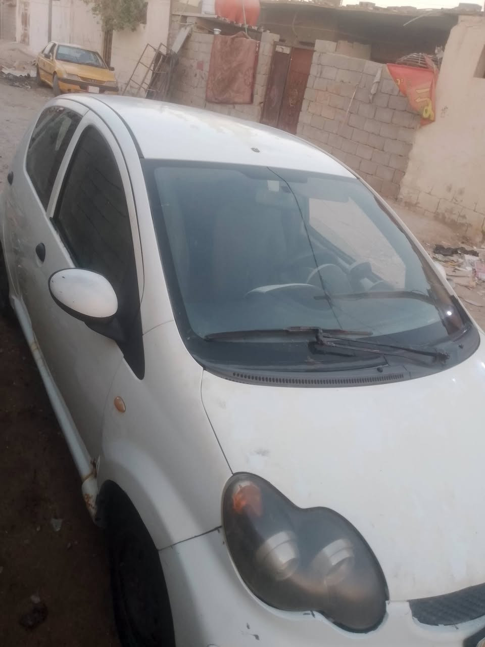 سلام عليكم بي يوادي مديل 11 كير عادي مكينه بيه كزكيت    سياره كفاله من ضربه وصبغ بلاديه الباقي كله جاهزه تحويل سياره رقم الماني مثنئ سنويه عاج منتهيه مكاني البصره مرواس تراهم حسب لقناعه سعر 15 مكاني البصره اتصل وتساب ***********
