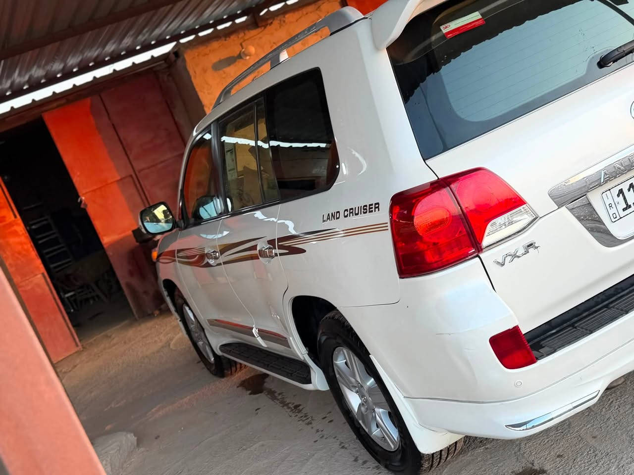 لاندكروز للبيع موديل 2013
VX.R
V8. 5700
فول مواصفات 
مكفوله بدون صبغ سونار موجود 
المكان // بابل 
للاستفسار ./ ***********
