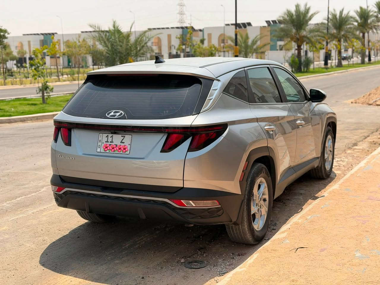 توسان موديل 2023 وارد امريكي
رقم بغداد باسمي السنوية لل 2030
اللون سلفر
محرك 2500 cc تنفس طبيعي
كير 8 سرعات AT
مواصفات SE
رادار امامي وخلفي
نقط عمياء بالمري الجانبية
مانع تصادم 
قيادة ذاتية
تحديد مسار
سايد بريك كهرباء
اوتو هولد auto hold
اوتو ستارت auto start 
نظام المنحدرات
سستم صوت Jbl club 652 SQ
مضخم صوت Jbl stage 122
ثلاث انظمة قيادة نورمال وسمارت وسبورت
شاشة نظام انرويد اوتو وابل كار بلي وايرليس
تبديل بنيد (و٣ قطع صبغ امريكا بدون حادث بدون تبديل) بدون دواخل شواصي ولغد وكير ومحرك كفالة
السعر 172 وبيها مجال
مكان السيارة كربلاء
***********
