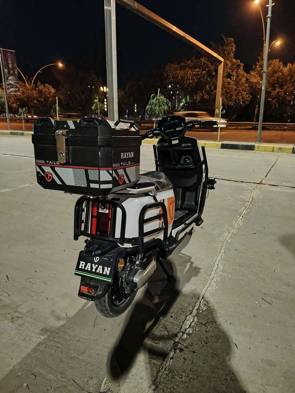 موديل ٢٠٢٦ • سرعة ٨٥ • بطاريات كرافيين