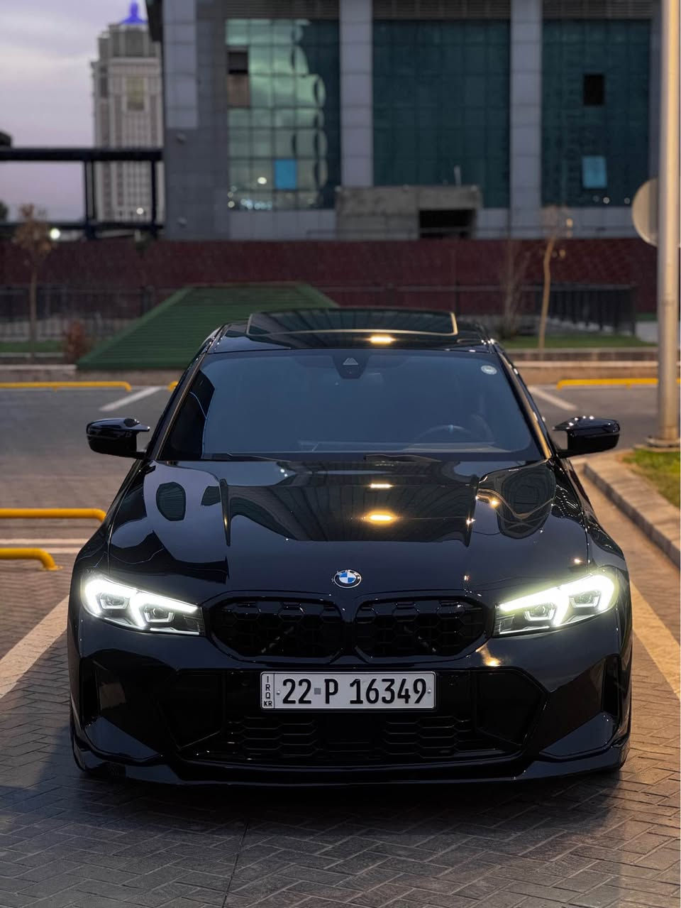 بي ام 330i ام باكج • ٢٠٢٣ • ٣٨٠٠٠ مايل