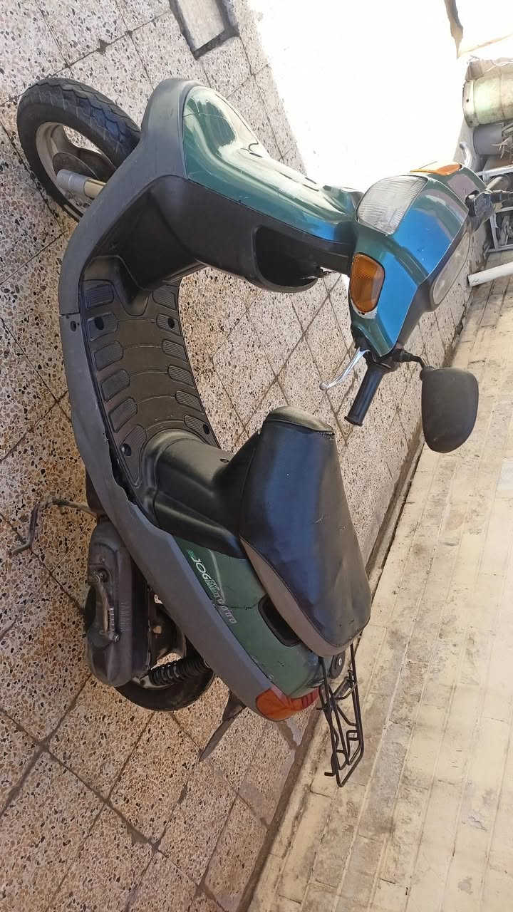 ماطور بوتين للبيع
ماطور كله شغال 
السعر 220وبي مجال 
***********
الرقم بي واتساب
