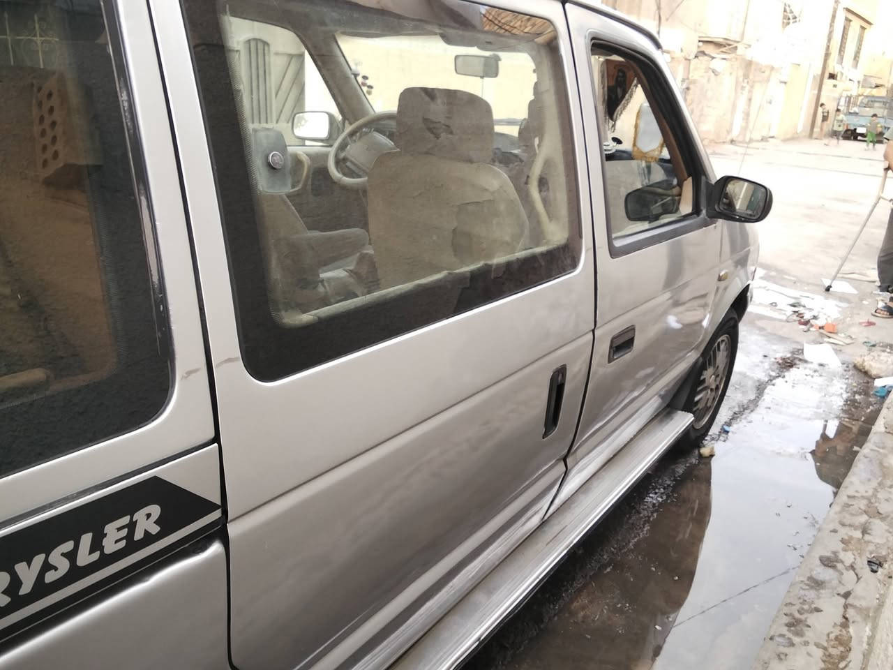 دوج كرايسلر • ١٩٩٣ • مكينة ٣.٣