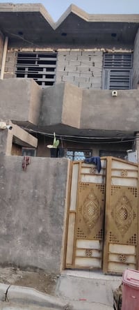 البلديات المعسكر • ١٠٠م • ٣ غرف