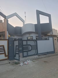 دار للبيع • ١٦٠م • خلف سواق ابو علي