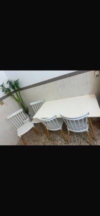 ميز طعام للبيع مستعمل بس جديد ونضيف يحتوي على اربع كراسي سعره 150 قفل ...