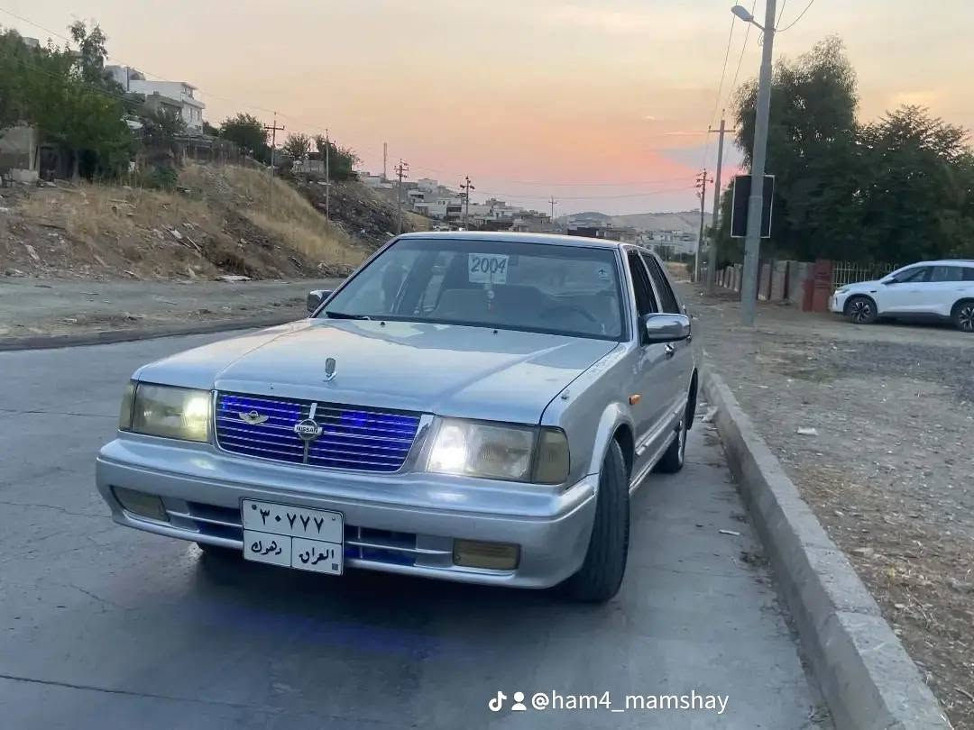 سەرەتا بە ناوی خوا
سدریک مۆدیل 2001
ڕه قەم دهۆک سەنەوی ئەوەلیات غرامە بە ناو کردن بەشەرت
گیرو مەکینە بە شەرت 10 فیتەر تۆزی دوکەڵ شینی هەیە 
دوو پارەچە بۆیاخە یەک بی ناو؟گرتن 
تەبرید گەرمو سارد لە سەر سویچە  
سەیارەکە غازە و بەنزینیش هەر ناخوات 
ناو ده ری لە سەر دەقی بیلادە 
ماڵی دۆستە 
سعری 41 وەرەقە جمالی برایانە 
شوین سلیمانی 
***********
***********
