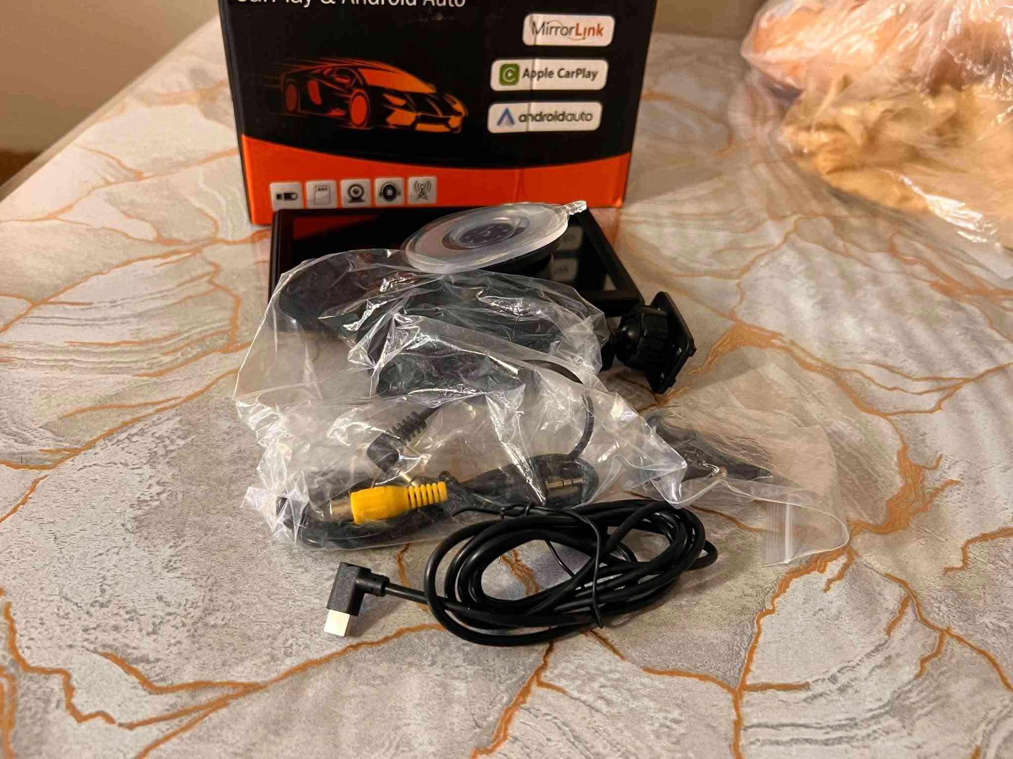 Car play for sell 40000 ID
***********

