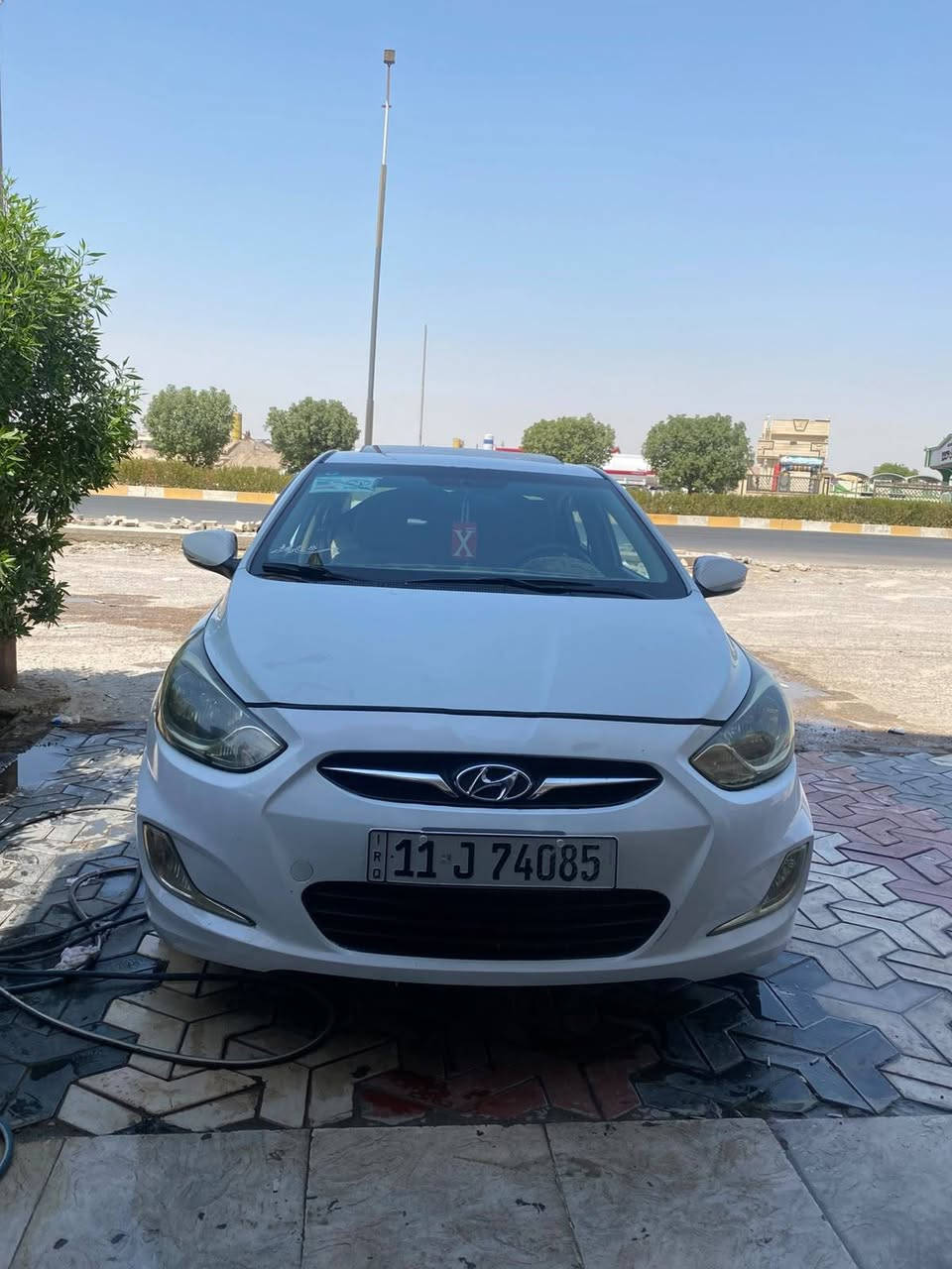 اكسنت موديل ٢٠١٢ قطعه صبغ وبيه بارد مكانات قليله رقم بغداد مكينه ١٦٠٠ كفاله محرك كير فقط نقص دبلات خلفيه *********** واتساب
*********** السعر ٨٧
