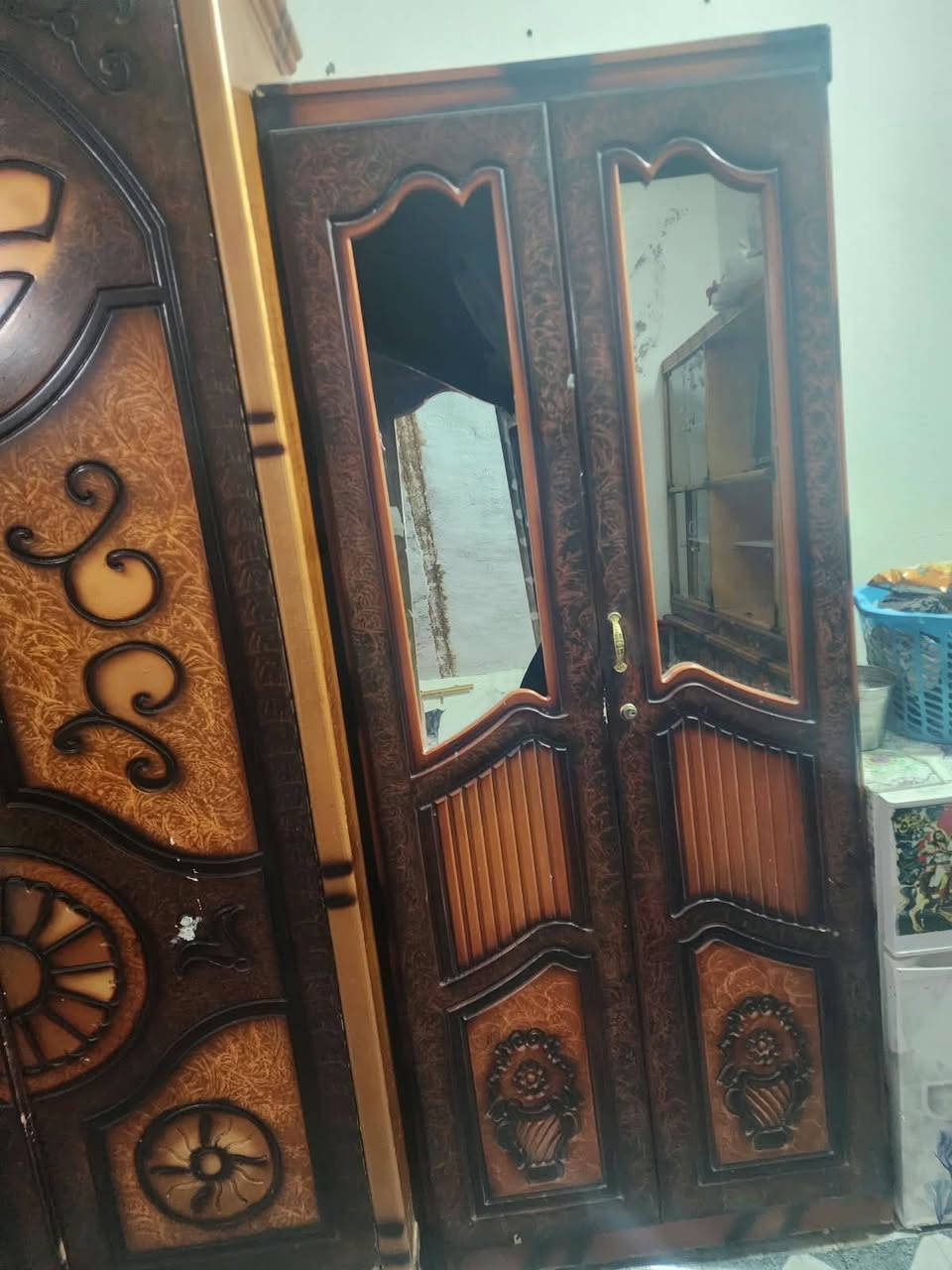 السلام عليكم غرفه اخشاب نوم هيه ومعرضها تفاصيل ع تصال ***********
