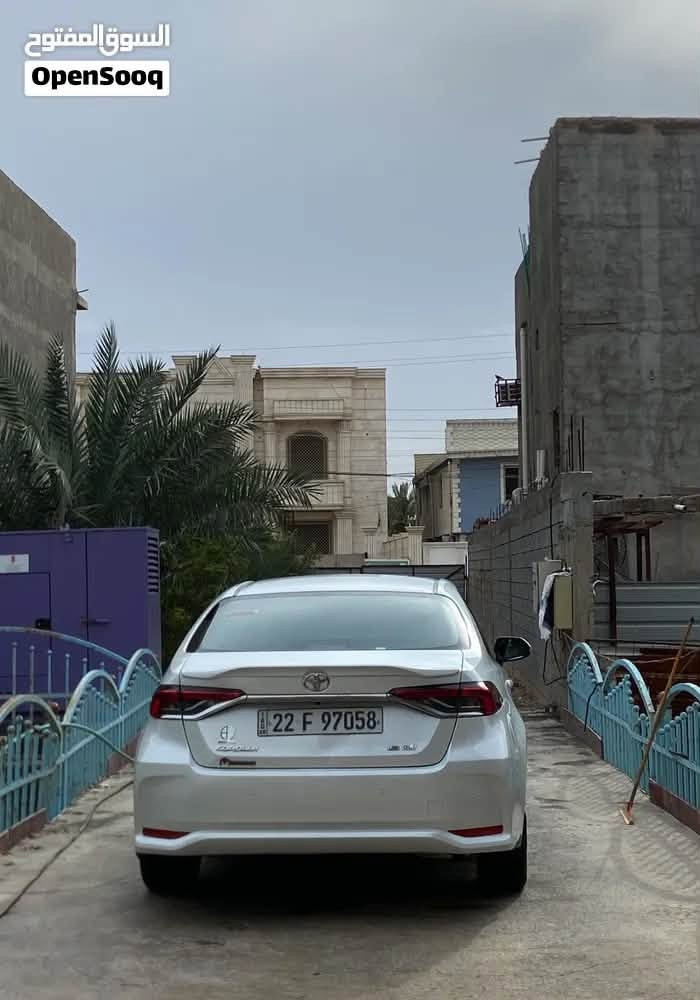 السلام عليكم 
تويوتا كورلا
موديل 2024
محرك 1.8 بانزين فقط 
خليجي فول مواصفات 
شركة جيهان 
ماشية 83 الف 
مكفولة ماعدة طخه خفيفه بل صندوك موجودة الصورة 
رقم أربيل سنوية تنتهي بل 2029 
مكان السيارة بصرة براضعية 
سعرها 175 ورقه وبيها مجال
بيع بدون مراوس
***********
***********
