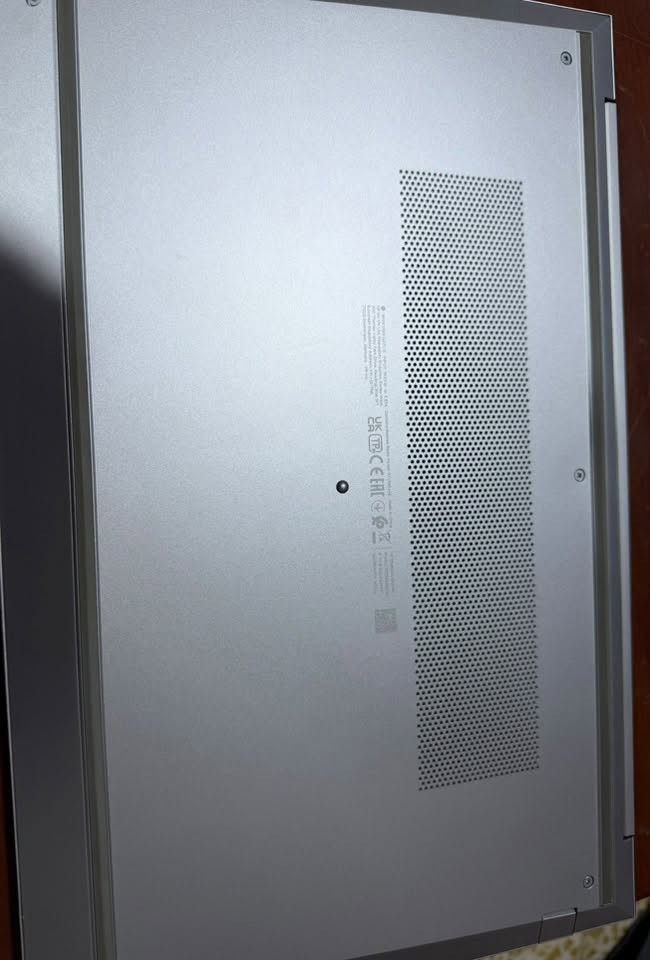 HP • i7 الجيل 11 • نظيف جدا