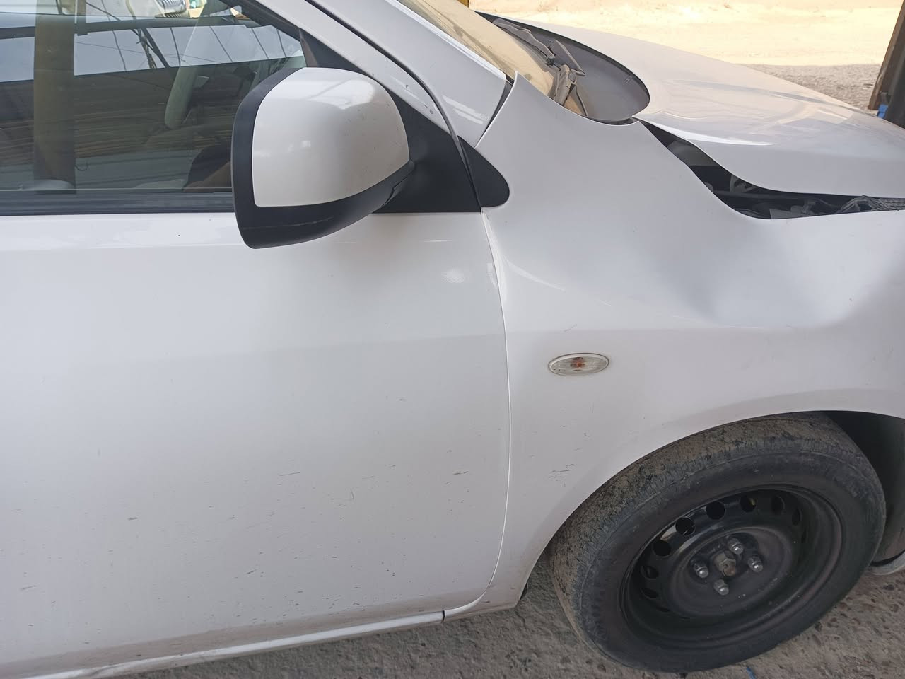 بسم الله الرحمن الرحيم
🌟 زبائننا الكرام، نضع بين أيديكم جزءاً من أعمالنا المميزة.

🚗 سمكرة نيسان صني على البارد 

✔️ سمكرة احترافية
✔️ صبغ فرن بجودة عالية
✔️ تشطيب دقيق واهتمام بأدق التفاصيل

📍 سمكرة الأخلاص 
العنوان: بغداد – الغزالية – قرب الصناعية الغزالية.

📞 أهلاً وسهلاً بكم، وثقتكم هي مصدر فخرنا، ونسعى دائماً لتقديم أفضل خدمة بأعلى جودة
ه‍ ***********
