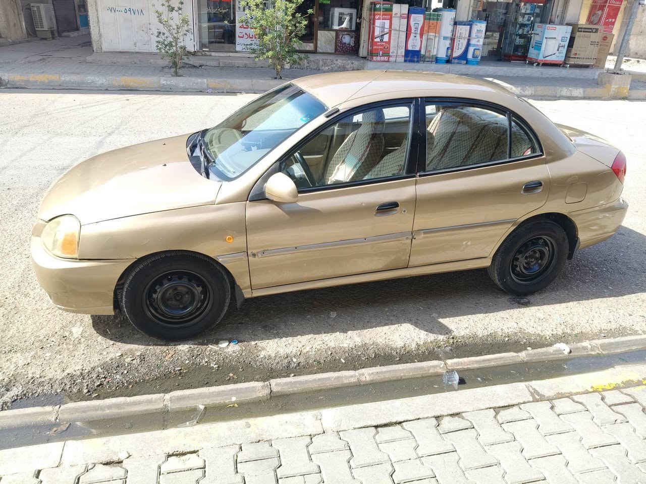 كيا ريو 2005 جاهزة تبريد ثلج تحويل ثاني يوم رقم بغداد دولي
***********
