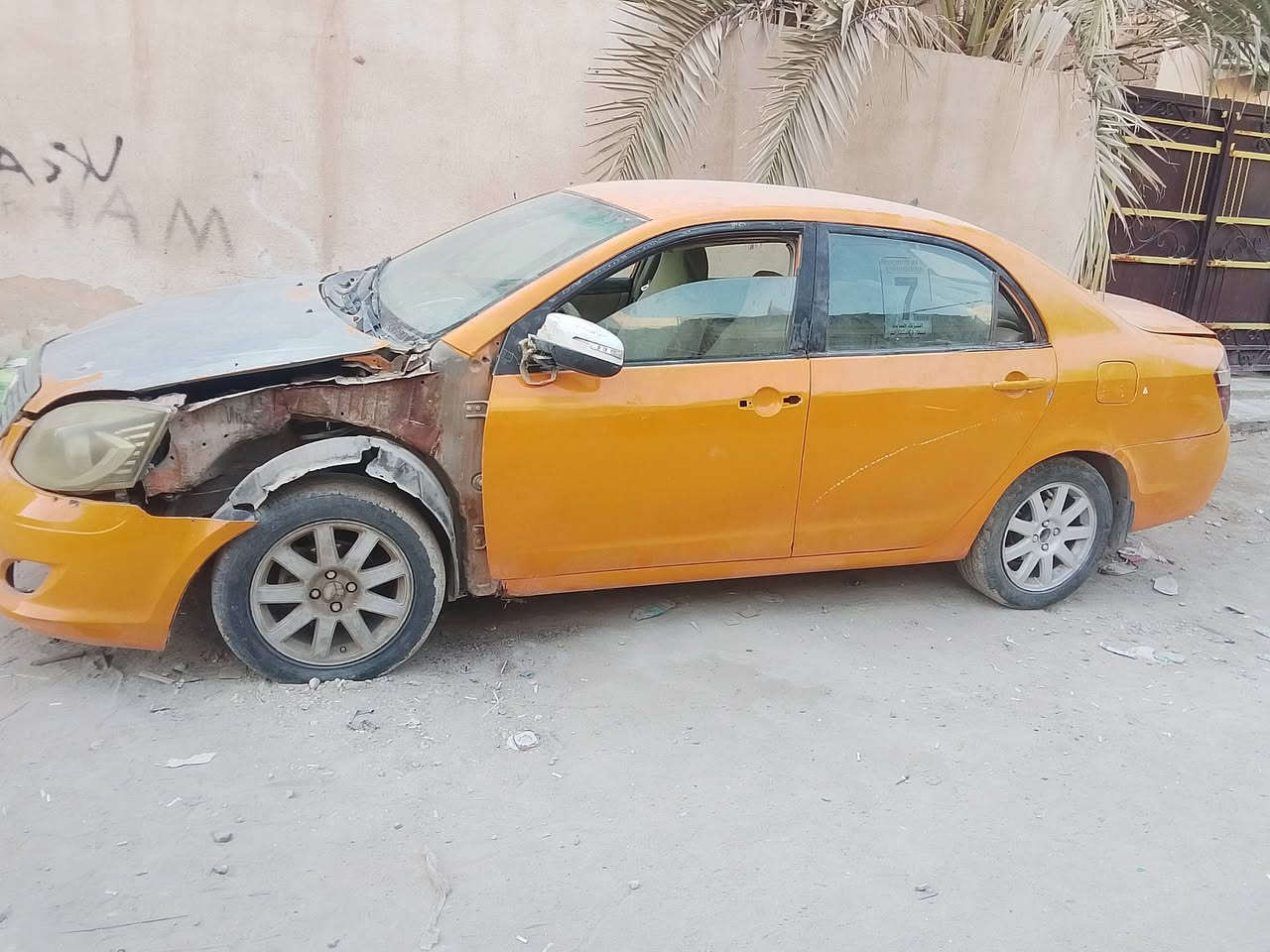 سلام عليكم عندي سياره جلي موبل محور اوتماتيك ناصريه مركز ***********
