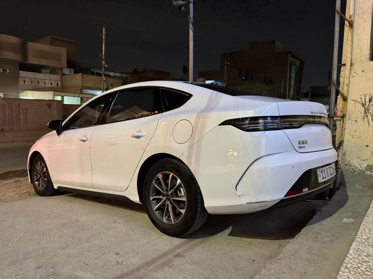 سلام عليكم BYD دسترويل
موديل 2025 ماشه 9000 وشويه 

كفاله عامه بوضع الشركه 

مكان السياره بغداد 

***********

السعر ٢١,٢٠٠ وبيه مجال
