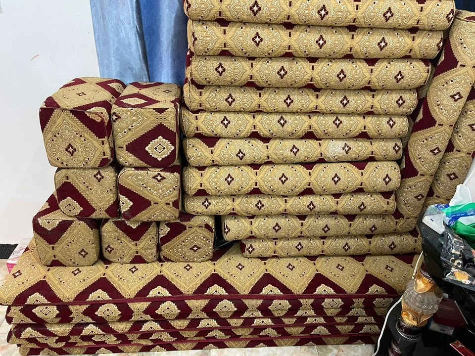 سلام عليكم جلسه عربيه للبيع. نضيفه الي يريده يتواصل ***********
