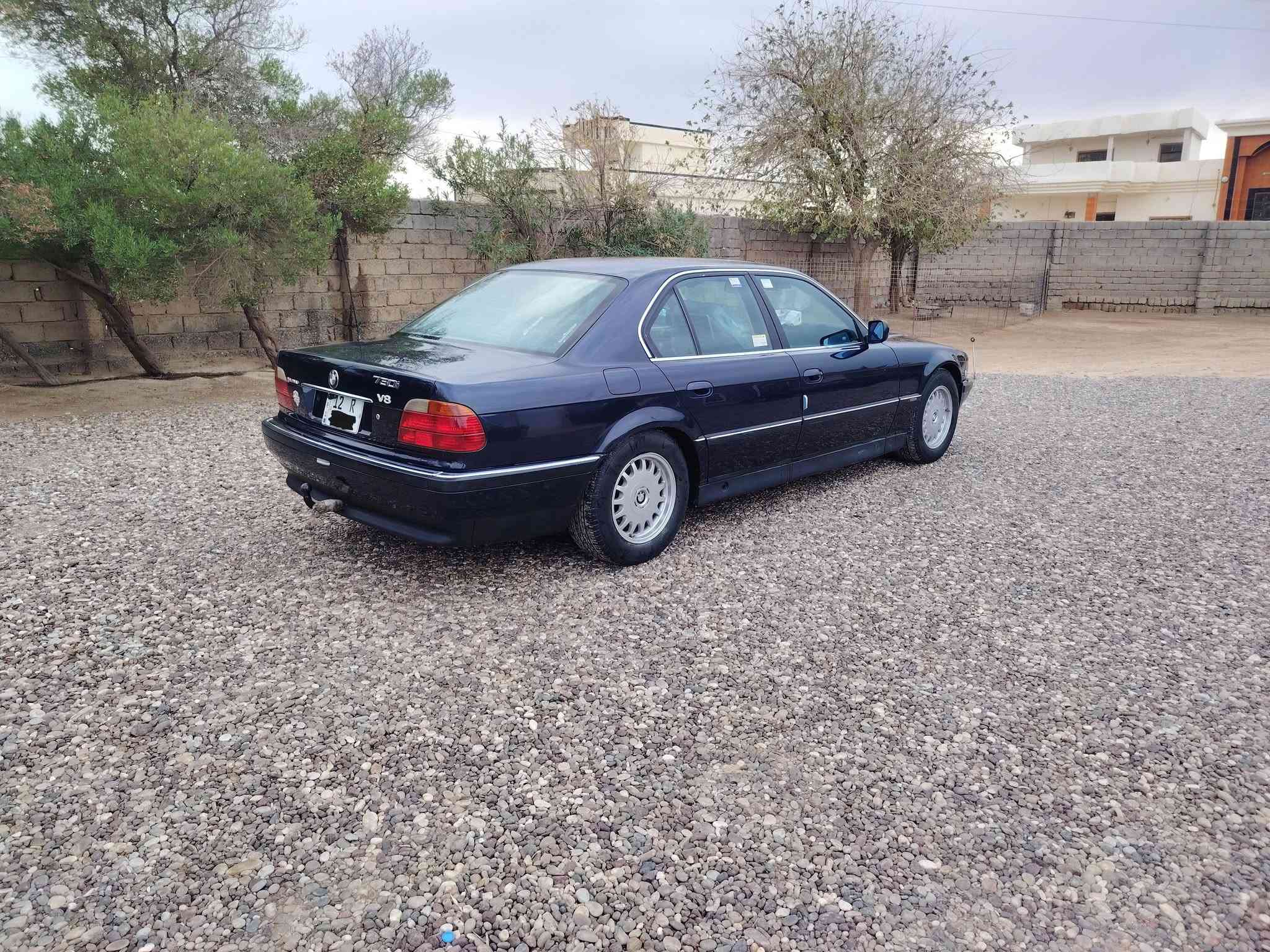 730i • V8 • رقم نينوى