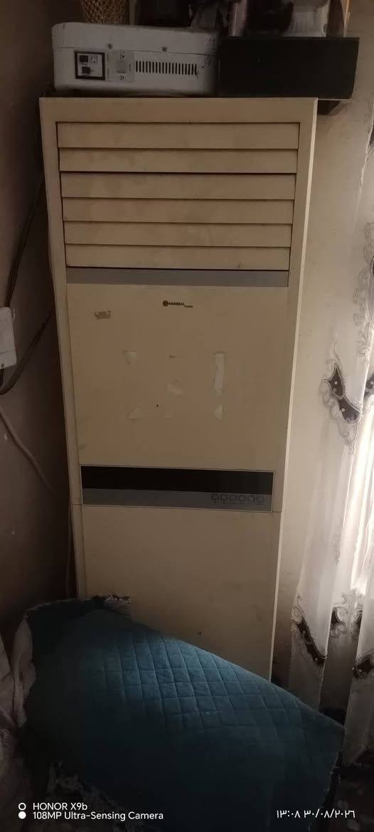 سلام عليكم سبالت ثنين بدون قطع خارجيه للبيع ***********

