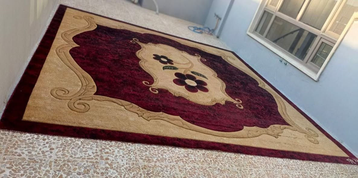 السلام عليكم
فرشه مستعمله شي قليل للبيع نضيفه ومغسوله 
السعر ٥٥ الموقع موصل الجانب الأيسر حي المزارع 
***********

