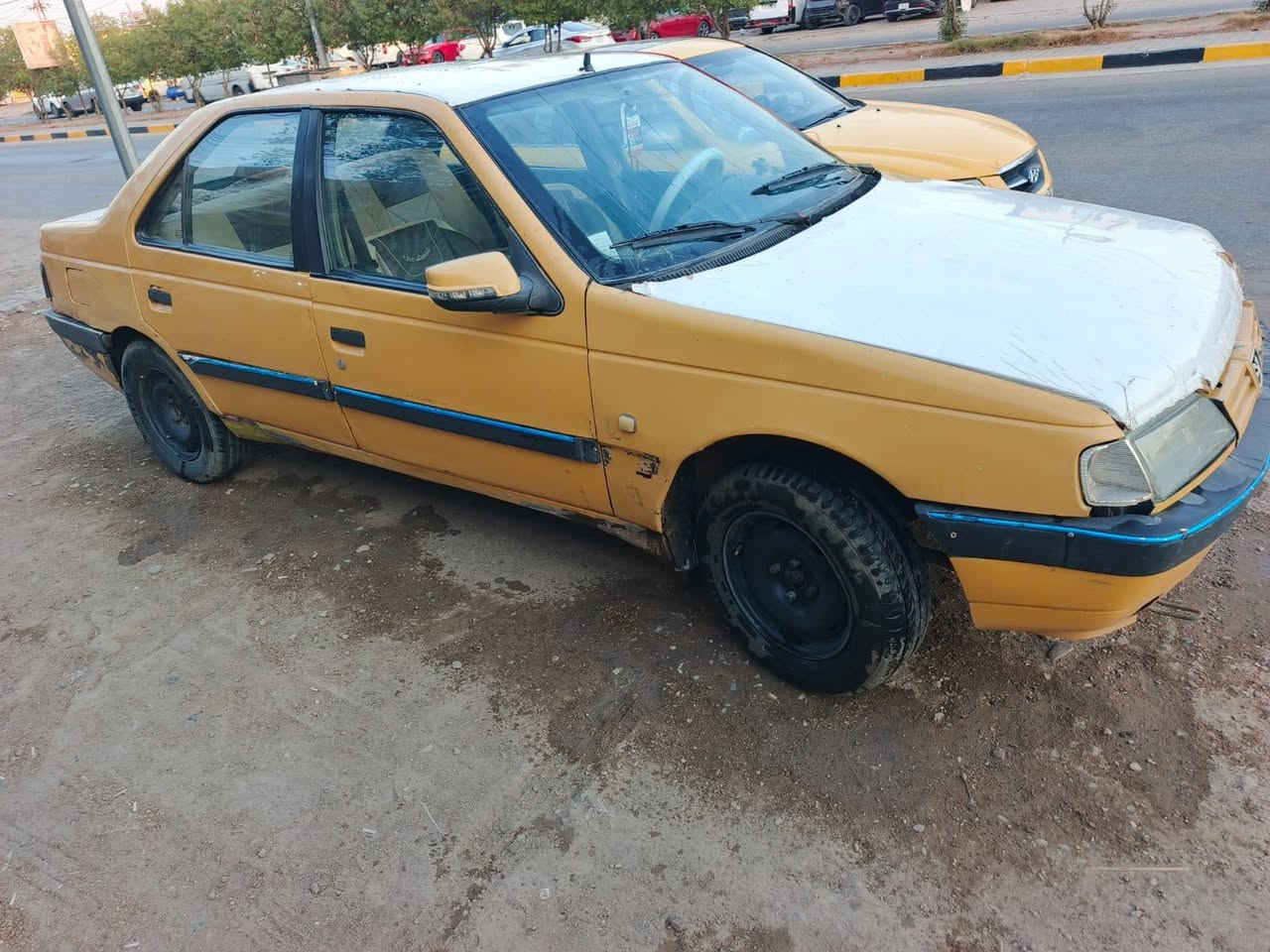 بيجو 405موديل 11 سيارة جاهزة اي نقص مابيهه بيع مستعجل السعر 11 الشراي الاتصال على هاذ الرقم ***********@
