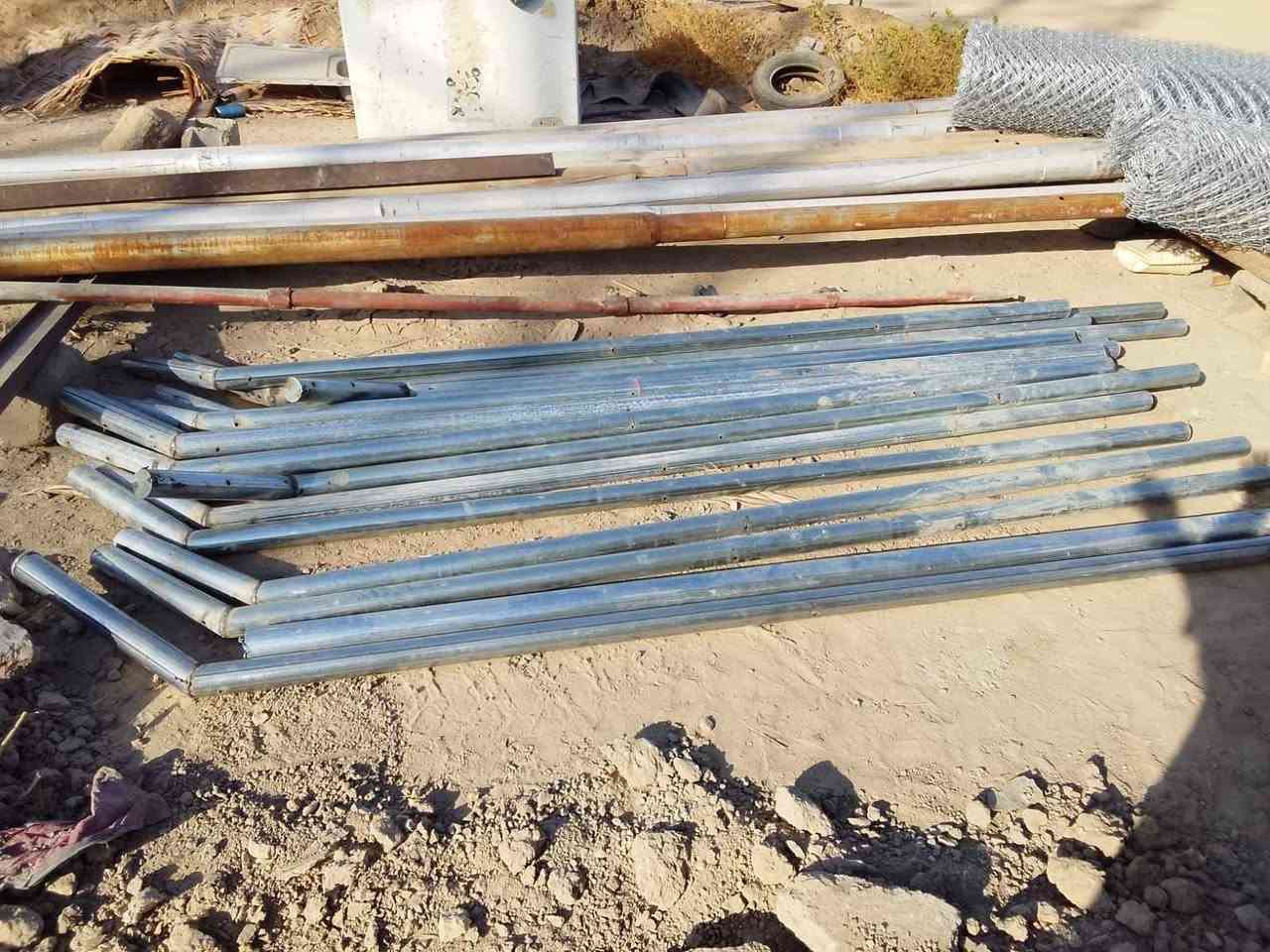 عندنا شبك مع عمدان تثبيت الشبكه طول الشبكه 20 متر مع الرتفاع مترين
للتواصل معنا ***********
*********** الشطره, ذي قار
