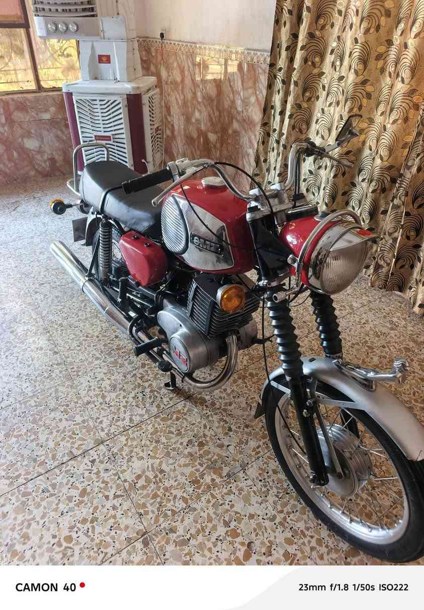 سلام عليكم موطور81للبيع رقم و سنوية بدون رعي رقم بغداد مكان حلة شارع80 )(***********
