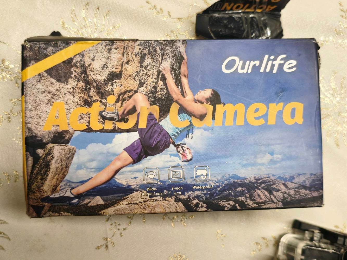 📸 كاميرا أكشن OurLife HD 1080P للبيع
🎥 تصوير 1080P
🖥️ شاشة 2 إنچ
📷 عدسة واسعة
🎙️ تسجيل صوت
💧 كيس حماية مقاوم للماء
🔌 USB للشحن ونقل الملفات
✨ جديدة وما مستخدمة نهائيًا
💰 السعر: 15,000 دينار
⚠️ تحتاج فقط بطارية + رام
📱 للتواصل: [***********]