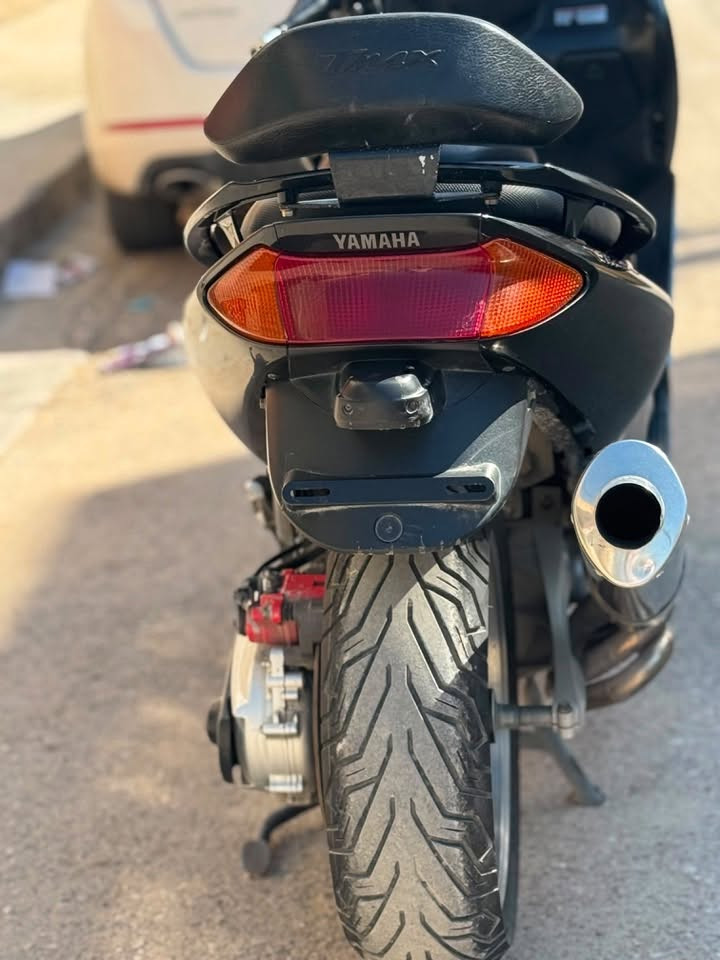 T Max 2008 نوزل
 نصيفة كشر ومكينة وتزويد خفيف صالنصة خطين مكان بغداد القاهرة 20$
+964 773 100 8216
