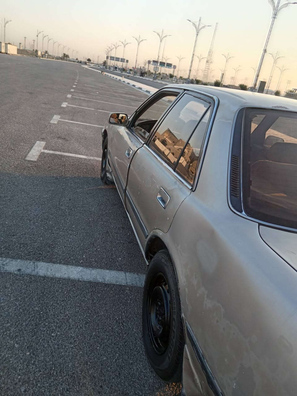 سلام عليكم مارك ٩٢ سنويه ل ٢٨ سياره حلو يرادلها صبغ السعر ٣٥ مجال قليل الشراي يتصل فقط اتصال *********** او واتساب
