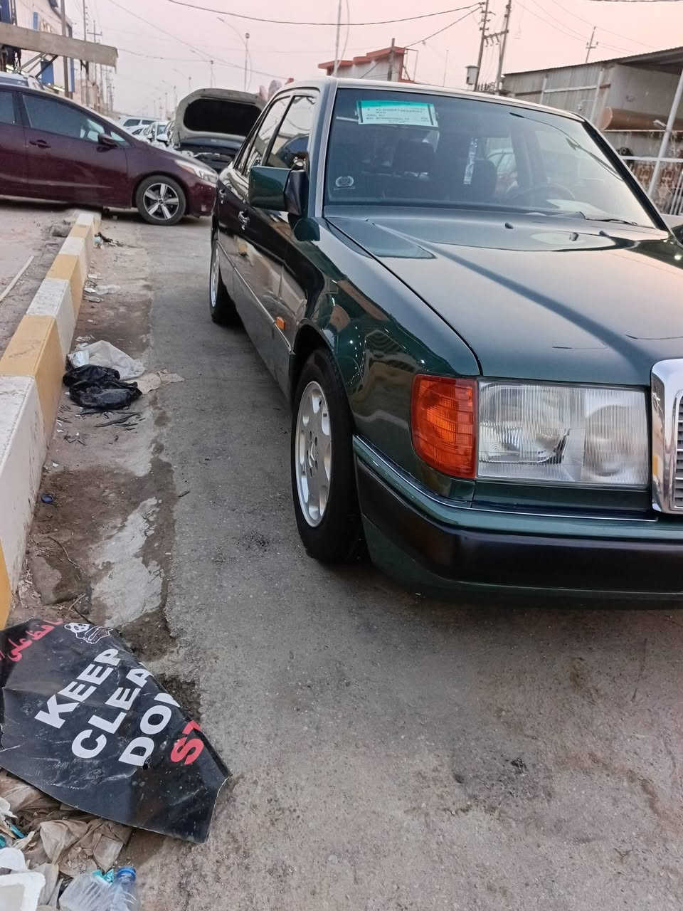 السلام عليكم مارسدس دب حجم 300كير ومحرك بطه 2 ونص ديلكو كفاله موديل 91 وارد ياباني جديده وجاهزه 
السعر 80 وبيه مجال المكان ناصريه المركز 
رقم بغداد 
لاتصال على الرقم ***********
