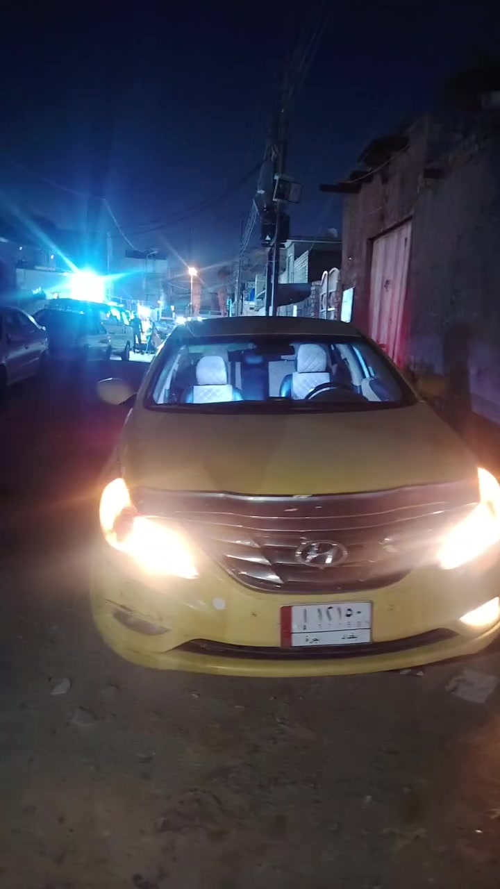سوناتا 2011 وارد امريكي حادثها بامريكا دعاميه وبالعراق فقط جاملغ ايسر راجع ع البارد حداديه جاهزه تبريد ويه السويج مكينه كير خير من الله سعر 80 وبيها مجال مكان السياره بغداد ***********
