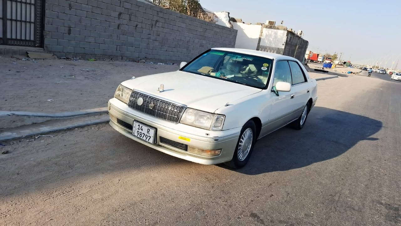 كراون • محرك 3000 • رقم بصرة
