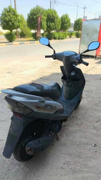 ماكس عدلة • بلاديه • خيط تبخير