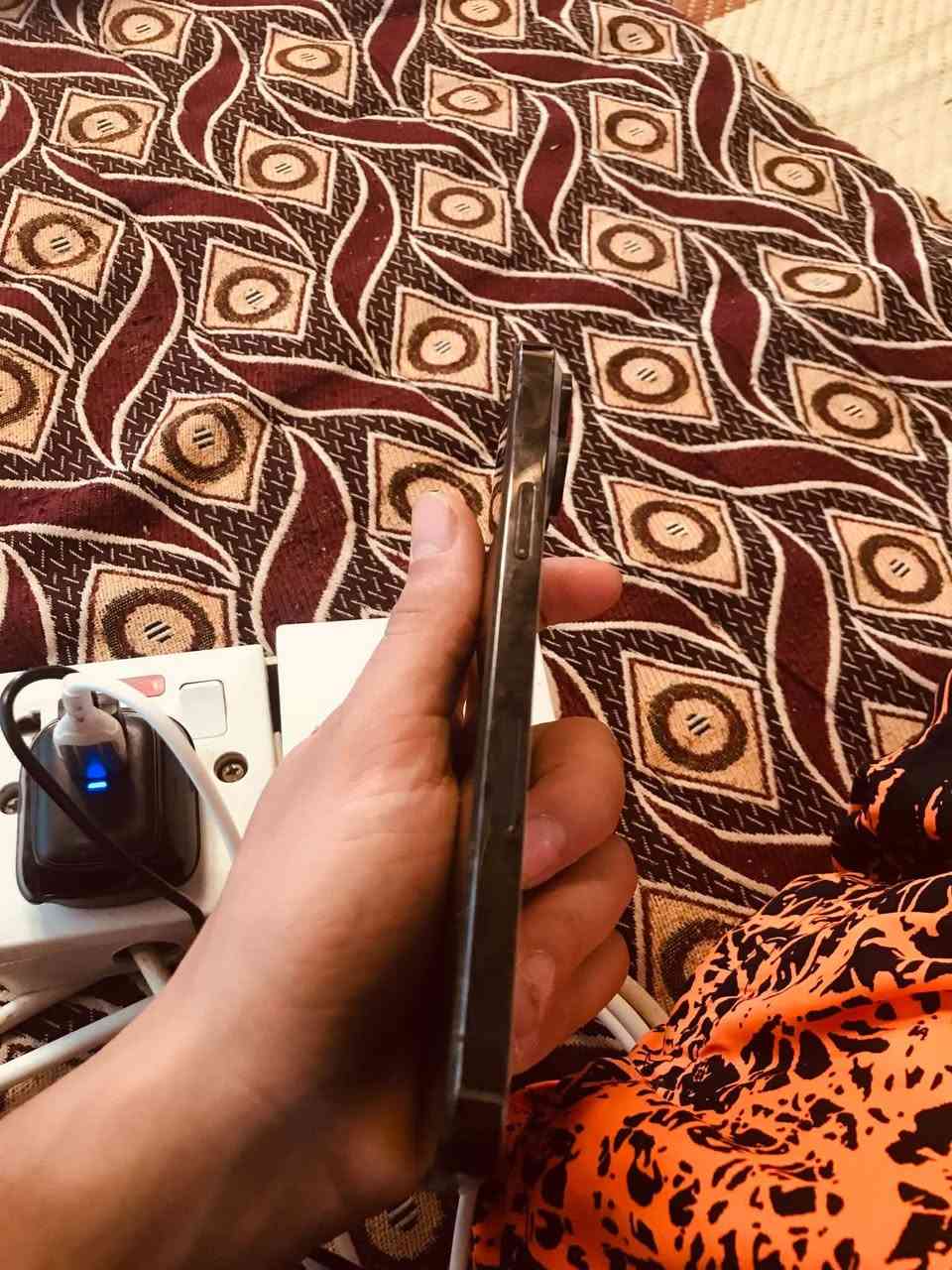 السلام عليكم
ايفون 13برو ماكس
مبدل بي بطاره الاصليه شرط 100
ومبدل شاشه اصليه  للبيع وبسعر مناسب
رقم الهاتف ***********
