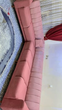 ديوان • ٧ مقاعد • نضيف