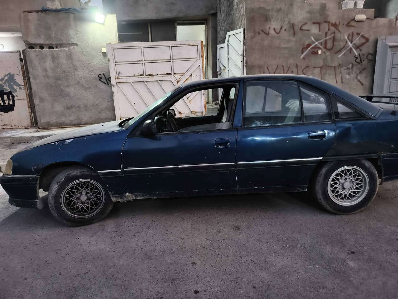 سیارە اومیکە للبیع مودیل 1992 سنویە لحد 2030 سیارە بسمی تحویل وکالە ترید باجر احول ربع دینار غرامە مابی رقم انکلیزی کرکوک محرک بی بخار سعر 30ومجال حک الجیە رقم موبایل *********** مکانی داقوق دكوك, كركوك
