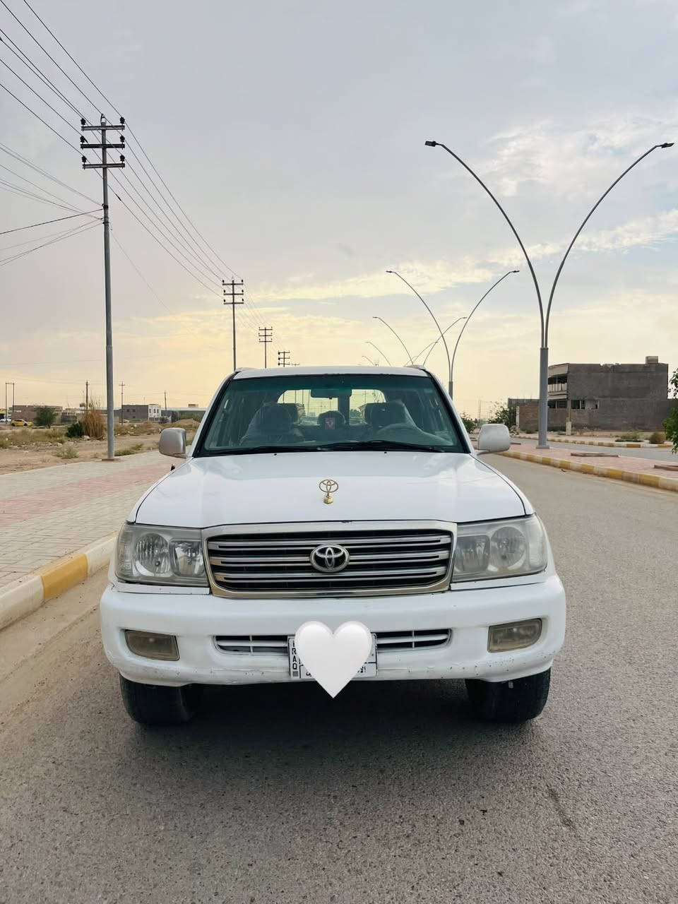 موديل ٢٠٠٢ • حالة حلوة • رمادي