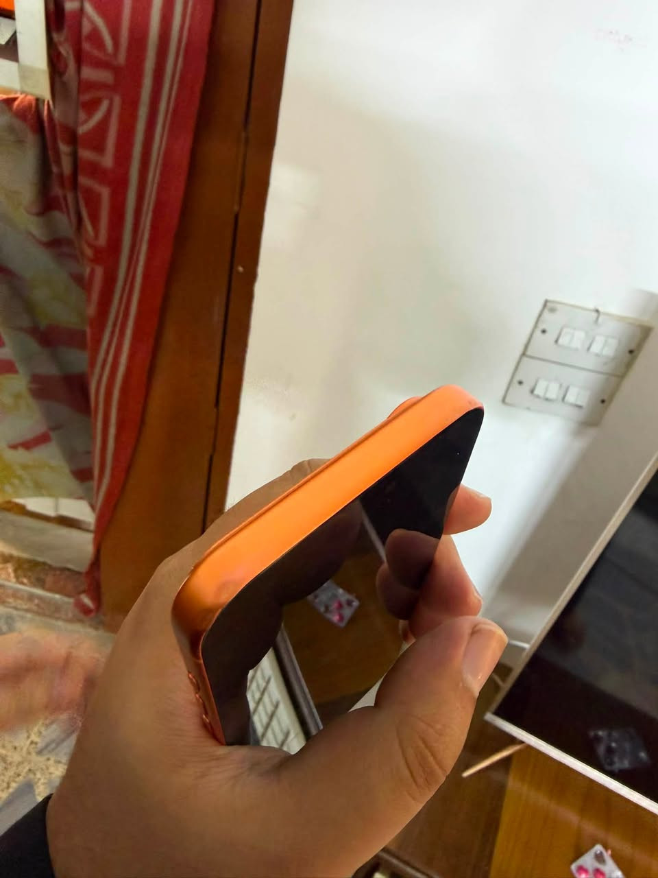 🔥 للبيع iPhone 17 Pro max بحالة ممتازة جدًا 🔥

📱 السعة: 256GB
🔋 نسبة البطارية: 99%
📶 يدعم شريحة SIM Card
🧡 اللون: برتقالي مميز

✅ استخدام خفيف ونظيف
✅ مع العلبة
✅ جاهز للفحص والتجربة قبل الشراء

💰 السعر: 1,650,000 دينار عراقي (قابل للتفاوض بالمعقول)

📍 الموقع: بغداد

📞 للاستفسار والاتصال: ***********

✨ حياكم الله، والجاد يتواصل.
