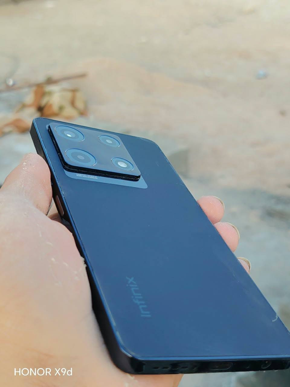 السلام عليكم 
متوفر موبايل infinix note 30 pro 
ذاكره 256 مع رام 8+8 
كامرات كلش ممتازه 108 ميكا وتصوير 4K
بصمه جانبيه جدا سريعه وسلسه
شحن صاروخي سلكي 68 واط ولاسلكي 15 واط 
جهاز جدا نضيف فقط مبدل شاشه نوعيه جيده 
سعره فقط 135 وبي مجال بسيط للشرايه 
مكاني بصره ابي خصيب ومتوفر توصيل 
رقمي ***********
