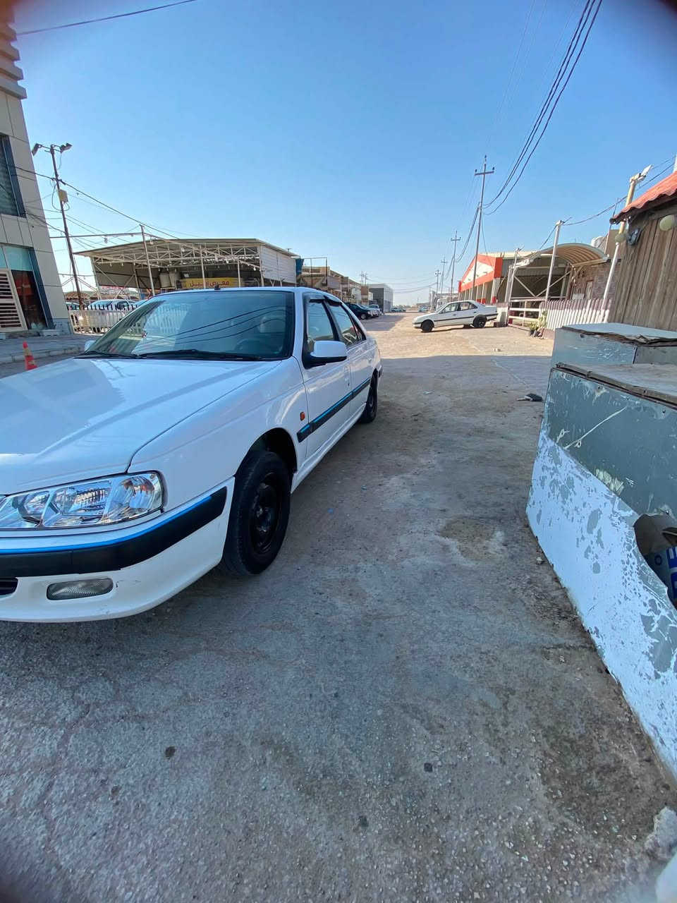 سلام عليكم بيجو بارص ٢٠١٢ رقم واسط مشروع وطني راعيهة بنجف ويريد مداور مكينه كير تبريد حداديه خير من الله تخم تاير السياره بيهة صبغ موضح بصور السعر ٣٥ مكاني نجف ***********
